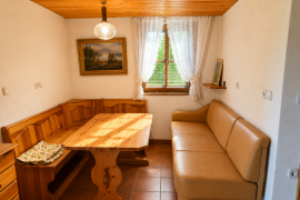 Bled area – Idyllic Detached Cottage in a Forest Clearing
