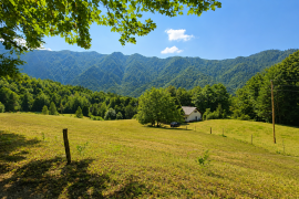 Soča area – House with Panoramic Views of the Surrounding Hills