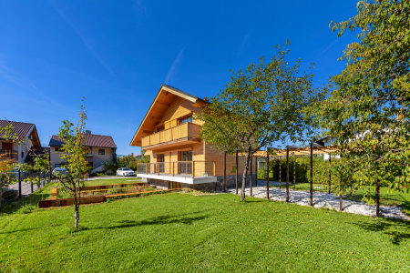 Bled – Contemporary Alpine Home with Private Wellness Area in Bled