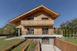 Bled – Contemporary Alpine Home with Private Wellness Area in Bled
