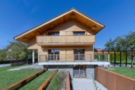 Bled – Contemporary Alpine Home with Private Wellness Area in Bled